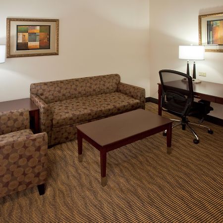 Holiday Inn Express Hotel & Suites Austin South - Buda By Ihg Pokoj fotografie